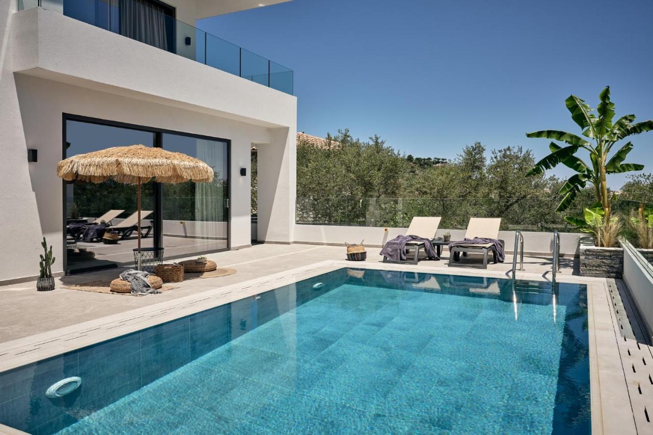 Bougainvillea Villa Keri Екстериор снимка