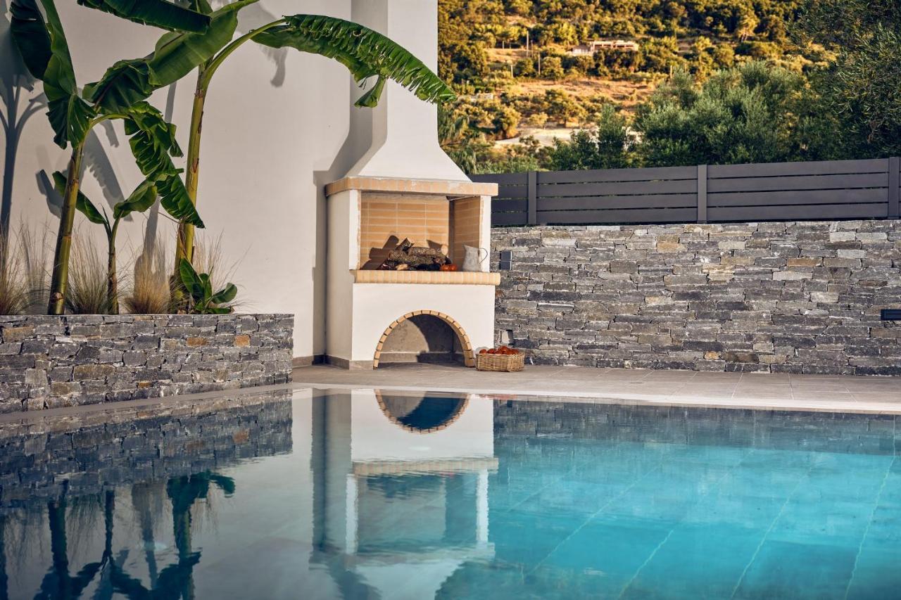 Bougainvillea Villa Keri Екстериор снимка