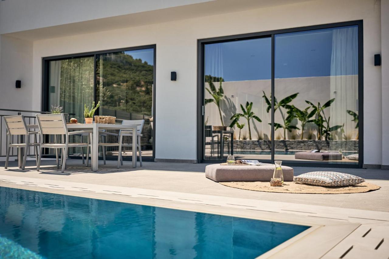 Bougainvillea Villa Keri Екстериор снимка